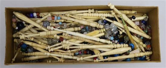 A collection of mixed bone and ivory 19th century lace bobbins